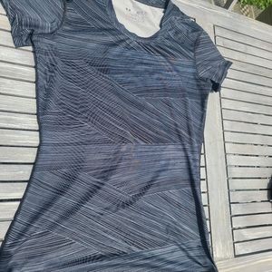 Under Armour Heat Gear V neck